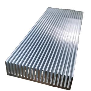 押し出しアルミニウムプロファイルヒートシンク大型フィンアルミニウムLEDヒートシンクLEDグローライトラジエーター - Product Image 1