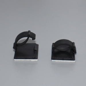 Clips de câbles en plastique, organisateur de câbles en nylon, pince adhésive pour câbles pour voiture, bureau et maison - Product Image 6