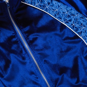 Ensemble de survêtement rétro en velours bleu de haute qualité, veste et pantalon réfléchissants de 3 m, personnalisés par le fabricant, pour le jogging urbain - Product Image 5