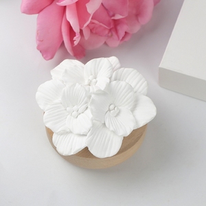 Ambientador de yeso aromático para decoración de cerámica perfumada en stock, difusor de aceite esencial con fragancia de flores de madera de porcelana para el hogar - Product Image 6