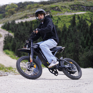 Motocicleta Todoterreno COSWHEEL R6000 60V 7000W con Suspensión Completa, Batería Extraíble de 40Ah, Certificación CE para UE y EE. UU. - Product Image 1