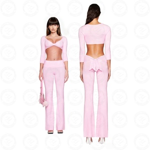 Completo Loungewear Personalizzato per Fitness: Top Corto a Maniche Lunghe e Pantaloni a Vita Alta a Gamba Dritta, Set Due Pezzi Adatto per Donne Alte - Product Image 3