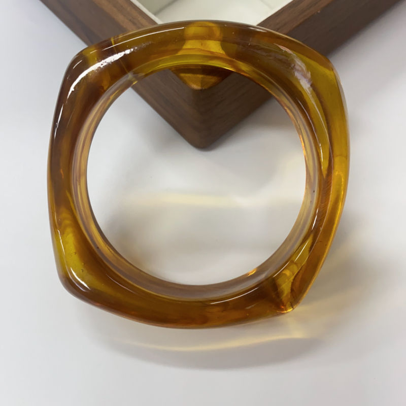 amber Diameter4 Thickness2