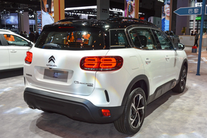 Nuevo Auto Dongfeng Beyond Tianyi <span class=keywords><strong>C5</strong></span> <span class=keywords><strong>Aircross</strong></span> 2024 400thp Champion <span class=keywords><strong>2023</strong></span>, SUV a Gasolina 1.8t 1.6t 2WD, Económico y Accesible, SUV 4x4 de Bajo Consumo - Product Image 4