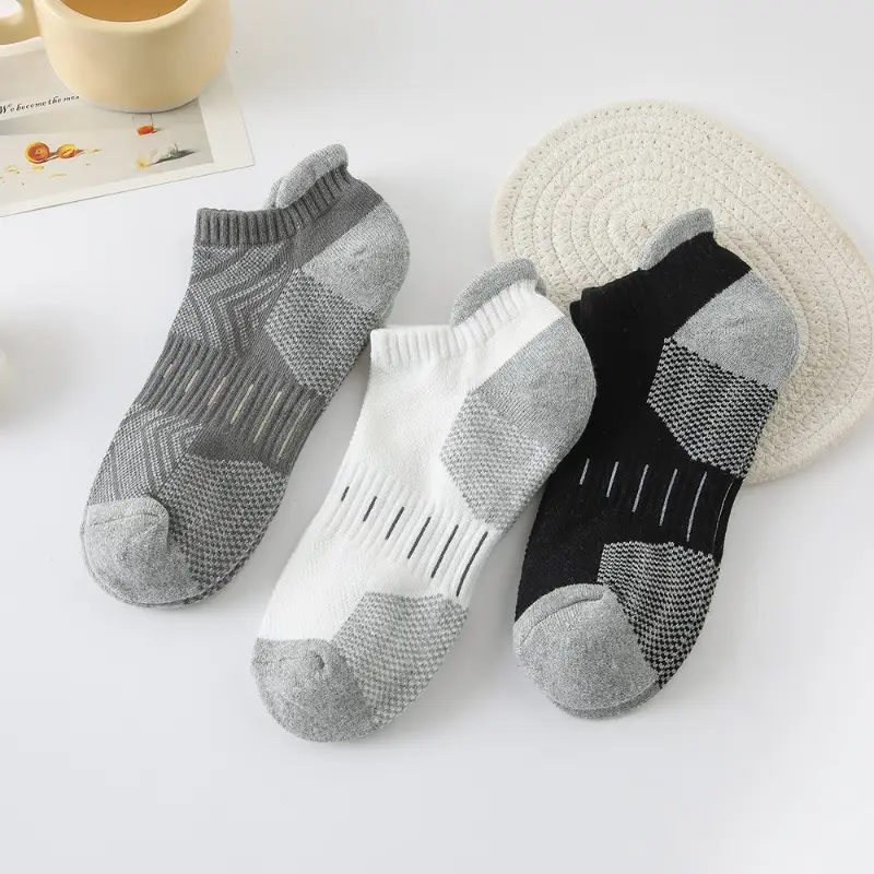 Chaussettes, chaussettes courtes pour hommes, semelles de serviettes, chaussettes de sport, chaussettes en coton printemps et automne, anti-odeur et absorption de la sueur, S épaissi