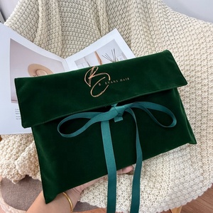 Bolsa de polvo de terciopelo verde, logotipo de flexografía personalizado, sobre elegante para ropa, embalaje de piedras preciosas, regalo de joyería para el cabello impreso - Product Image 1