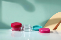 Petits pots en plastique PS vides de 5g 5ml pour crèmes, lotions, onguents, poudres, échantillons de soins de la peau