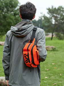 Sac de poitrine D2035 pour le cyclisme en extérieur, sac de voyage grande capacité multi-usages, sac à bandoulière diagonal, sac de taille tactique pour l'alpinisme et la randonnée - Product Image 1