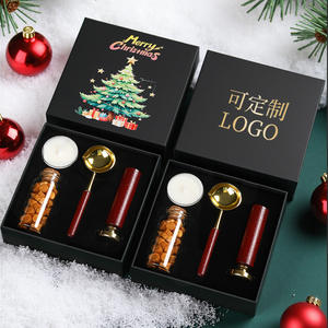 Set de Navidad Black Box con Sello de Cera, Vela y Cuchara para Regalo Navideño - Product Image 5