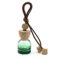 Nouveau modèle de flacon de recharge d'aromathérapie pour voiture, en verre, forme ronde, type fiole Erlenmeyer, avec bouchon à vis, vide, 10 ml, flacon pendentif pour la maison