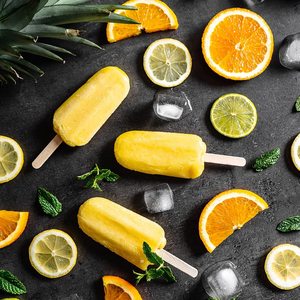 Bandeja de cubitos de hielo redondos con tapa, molde de fabricante de bolas de hielo para <span class=keywords><strong>congelador</strong></span>, <span class=keywords><strong>Mini</strong></span> bandeja circular, superventas de Amazons, novedad de 2022 - Product Image 6