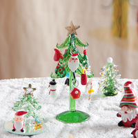Décoration de maison de table d'arbre de Noël en verre de 5.71 pouces avec des accessoires colorés Cadeaux de Noël Ornement d'arbre en verre de cristal en vrac