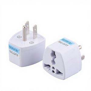 Универсальный латунный адаптер для путешествий с заземлением для розеток США, ЕС, Великобритании, Австралии, Чили, Италии - Product Image 2