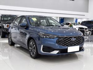 La <span class=keywords><strong>Ford</strong></span> <span class=keywords><strong>Focus</strong></span> 1.5L automatique édition diamant 2021 est une berline compacte. - Product Image 3