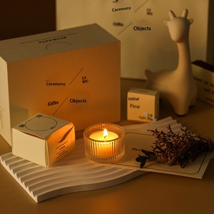 Coffret cadeau de bougies parfumées, bougies aromatiques sans fumée, cadeau d'anniversaire pour femmes, cadeau pour demoiselle d'honneur - Product Image 1