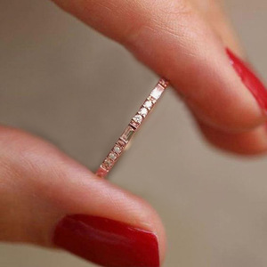 แหวนเพชรโรสโกลด์ F1328ทรงบาแกตต์สี g ธรรมชาติเครื่องประดับงานหมั้นของผู้หญิง - Product Image 4