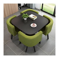 Ensemble de table de bar en panneaux de bois modernes pour 4 personnes, meubles de salle à manger peu encombrants avec design convertible pour hôtels et écoles