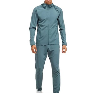 Cortavientos Unisex Estampado de Secado Rápido, Transpirable, de Color Sólido, con Capucha, Cintura Elástica, Bolsillos Laterales, Ligero, Largo Completo, Corte Regular - Product Image 1