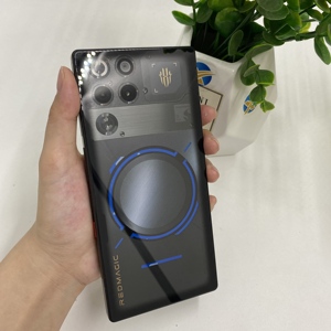 Teléfono Inteligente ZTE RedMagic <span class=keywords><strong>11</strong></span> Pro+ 16+512G 5G GSM de Segunda Mano, 144Hz, Sistema de Refrigeración por Agua y Ventilador, Precio Bajo, Teléfono para Juegos - Product Image 1
