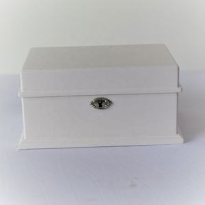 Nouvelle conception, boîte à musique en bois blanc de luxe personnalisée pour filles, pour enfants, pour mariage - Product Image 1