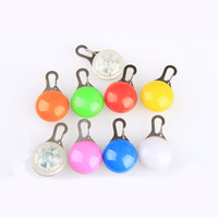 Pendentif lumineux LED pour animaux de compagnie, collier pour chien, étiquette lumineuse d'avertissement, résine plastique, sécurité pour les promenades nocturnes
