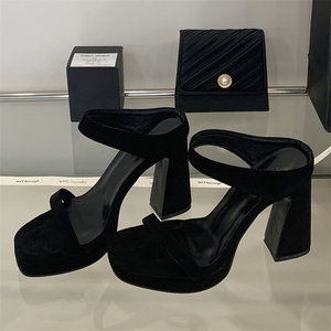 Sandalias de Tacón Cuadrado con Estampado de Leopardo Negro, Primavera-Verano 2025, Estilo Europeo Americano, Cómodas, Tacón Grueso Plateado, Transpirables - Product Image 5