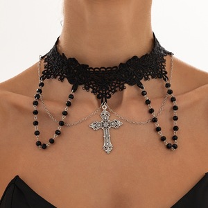 Collar gótico de encaje para mujer, colgante de cruz plateada, cuentas de cristal, joyería punk - Product Image 1