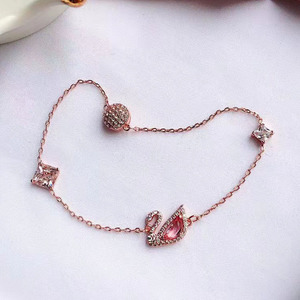 Luxury Designer Crystal Pink &amp; Blue Swan Cuff <strong>Bracelet</strong> for Women High Quality with Diamond <strong>Magnetic</strong> Clasp Fashionable Accessory