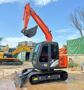 7-тонный подержанный гусеничный экскаватор <span class=keywords><strong>Hitachi</strong></span> ZX70 в продаже - Product Image 1