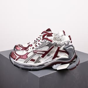 Chaussures de sport épaisses de haute qualité pour hommes et femmes, style décontracté, nouveaux modèles, chaussures de sport décontractées pour hommes - Product Image 1