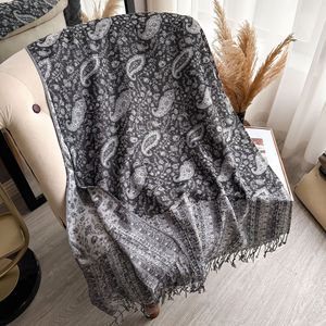 Scialle 2025 nuovo lusso in Cashmere Cashmere donna etnico Paisley nappa Jacquard sciarpa calda per l'autunno Hijab grande frangia pronta per la spedizione - Product Image 3