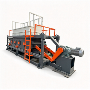Máquina de virutas de madera de alta resistencia 4000kg/h, línea de producción a gran escala para lecho animal, motor de 380V, alto nivel de seguridad - Product Image 1