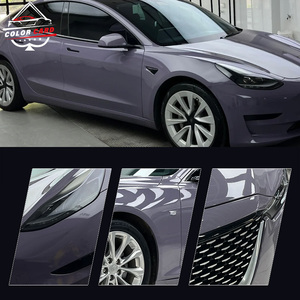 Film vinyle d'enveloppe <span class=keywords><strong>de</strong></span> voiture PET brillant beaucoup <span class=keywords><strong>de</strong></span> couleurs <span class=keywords><strong>de</strong></span> mode disponibles pour <span class=keywords><strong>le</strong></span> vinyle d'enveloppe <span class=keywords><strong>de</strong></span> voiture d'enveloppe <span class=keywords><strong>de</strong></span> voiture - Product Image 2