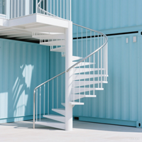 Maison préfabriquée en conteneur maritime moderne à 2 étages, personnalisée, écologique, durable, imperméable, résistante au feu, salon