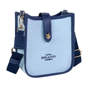 Sac à bandoulière pour femme, petit format, élégant, de luxe et de niche, avec design unique. - Product Image 6