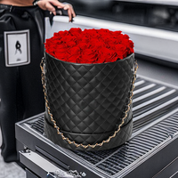 Bestseller nachhaltig konserviertes rosen-/blumenarrangement in Lederschachtel für Muttertag