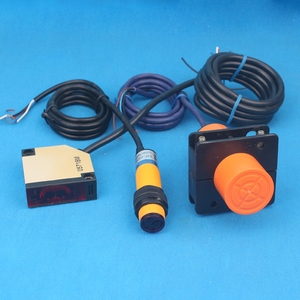 เซ็นเซอร์ชนิดนำไฟฟ้า Ifm Proximity Sensor แบบหน้าจอป้องกันชนิด NPN NC Dc 12-24V LJC18A3-5-Z/AX - Product Image 1