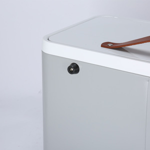 Boîte à pain moderne carrée en métal avec couvercle rabattable, couleurs personnalisées blanc et gris, design tiroir coulissant pour la cuisine - Product Image 3