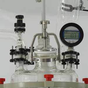 เครื่องปฏิกรณ์แก้วแบบมีแจ็คเก็ตขนาด 100 ลิตร สำหรับกระบวนการสังเคราะห์ที่ควบคุมได้ กระบวนการไหลย้อนกลับ และกระบวนการเคมีที่ควบคุมอุณหภูมิ - Product Image 4