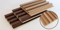 Tube de bois carré composite en plastique latte creuse en bois pour décoration intérieure
