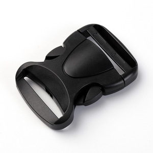 Boucle en nylon plastique noir 38 mm, sangle réglable, attache pour accessoires de sac à dos - Product Image 2