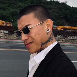 Lunettes de soleil rétro européennes et américaines, monture carrée coréenne, petites lunettes personnalisées pour hommes et femmes, tendance Hong Kong - Product Image 3