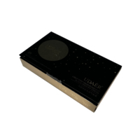Boîte d'emballage cadeau de luxe en carton rigide noir mat avec logo personnalisé, couvercle à rabat, plateau intérieur et gaufrage pour cosmétiques
