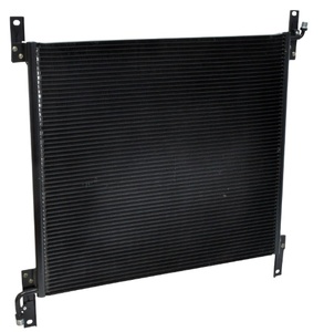 Núcleo de condensador de aire acondicionado automático AC para <span class=keywords><strong>International</strong></span> <span class=keywords><strong>Navistar</strong></span> 2500 2600 8200 8300 OEM 650820 24-30292 2430292 040820 - Product Image 1