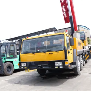 The second-hand car crane STC10000 100ton in China is in good condition and can be tested