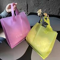 Bolsa de Plástico Reutilizable con Asa de Lazo Suave de LDPE, Tamaño y Color Personalizados, Venta al Por Mayor OEM, Directo de Fábrica