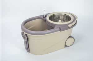 Set Secchio e Mop Piatto Girevole a 360° per Pulizia Senza Mani con Separazione Acqua Sporca - Product Image 3