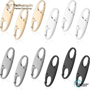 Mosquetón de Seguridad en Forma de S con Hebilla de Liberación Rápida para Llaves y Bolsos, Hecho de Aleación Metálica con Hebilla Ajustable - Product Image 3