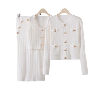 Dệt Kim Phù Hợp Với Womens Mùa Xuân 2024 Mới Rắn Cardigan Áo Len + Tank Top + Dệt Kim Nửa Váy Dệt Kim Ba Mảnh Thiết Lập - Product Image 1