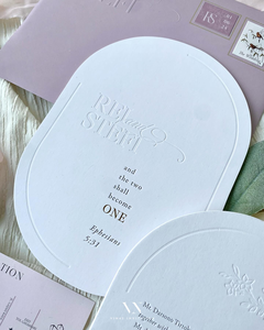 Inviti di Nozze di Lusso Eleganti con Stampa Tipografica su Velluto Busta a Tre Ante in Camoscio - Product Image 5